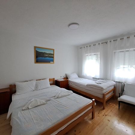 Rooms Lida & Friendly Home Plav Bagian luar foto